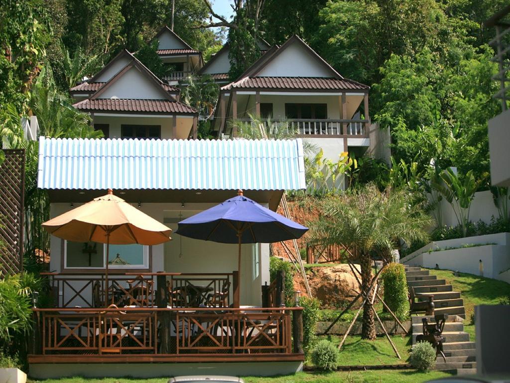 Kata Hiview Resort Karon Екстер'єр фото